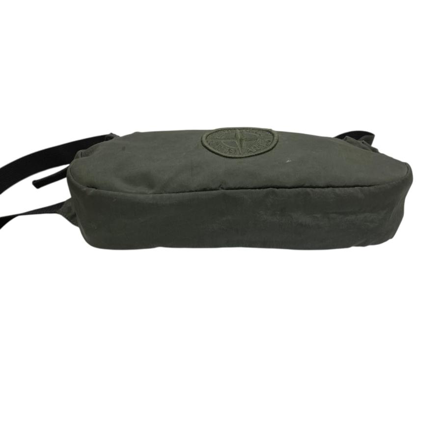 STONE ISLAND（ストーン アイランド） ナイロンメタル ボディーバッグ