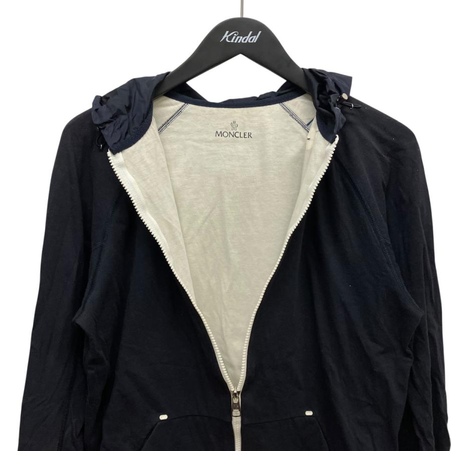 MONCLER（モンクレール） ナイロン切り替えフーデットパーカー