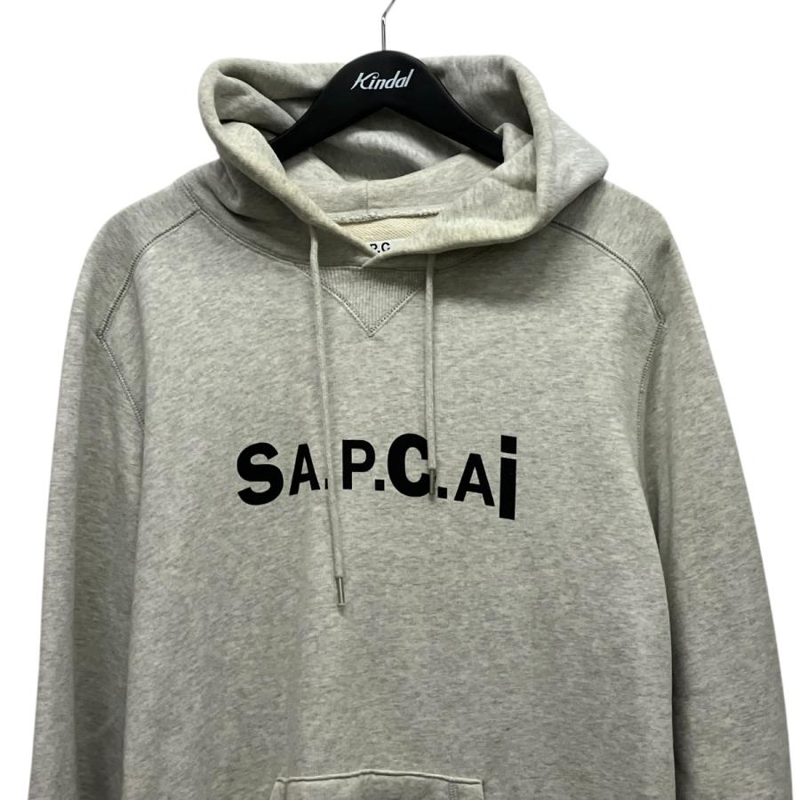 アーペーセー×サカイ A．P．C．×sacai サイドジップロゴプルオーバーパーカー 21E2-COEON-M27655 グレー サイズ：XLの画像
