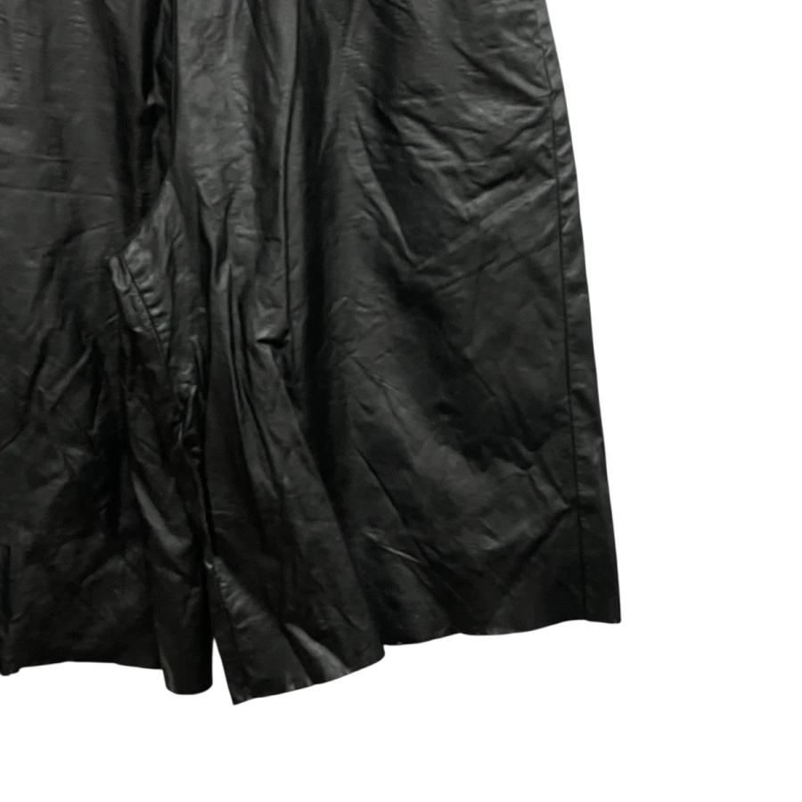 maison margiela フェイクレザー　ハーフ　パンツ MARTIN MARGIELA（マルタン マルジェラ） MM6 Maison Margiela