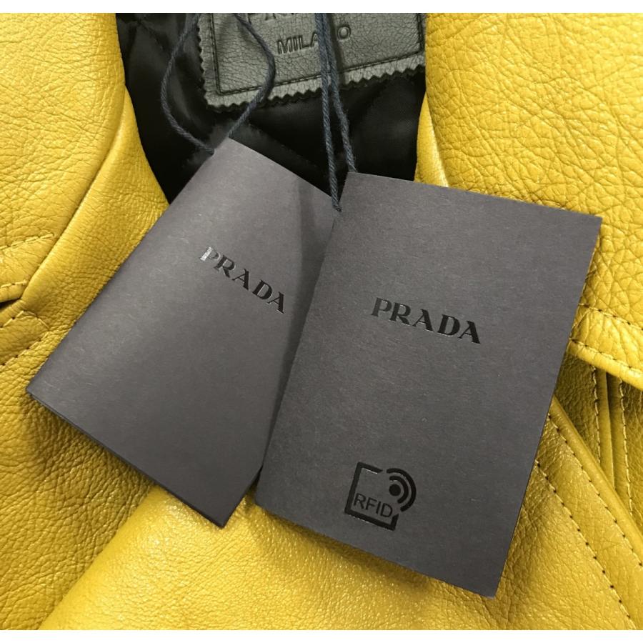 PRADA コート　イエロー　新品未使用 PRADA 【値下げ】PRADA ダブルライダースジャケット イエロー サイズ
