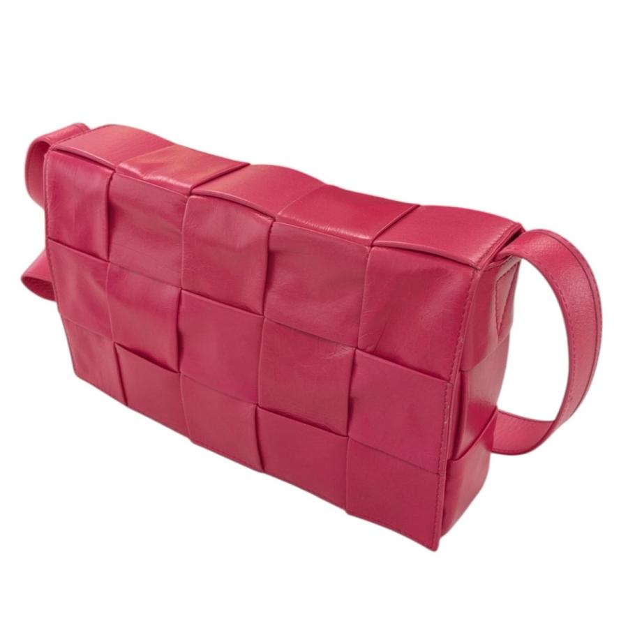 BOTTEGA クロスボディバッグ　美品 カセット BOTTEGAVENETA ボッテガヴェネタ VENETA（ボッテガ・ヴェネタ） VENETA 【値下げ】BOTTEGA バッグ