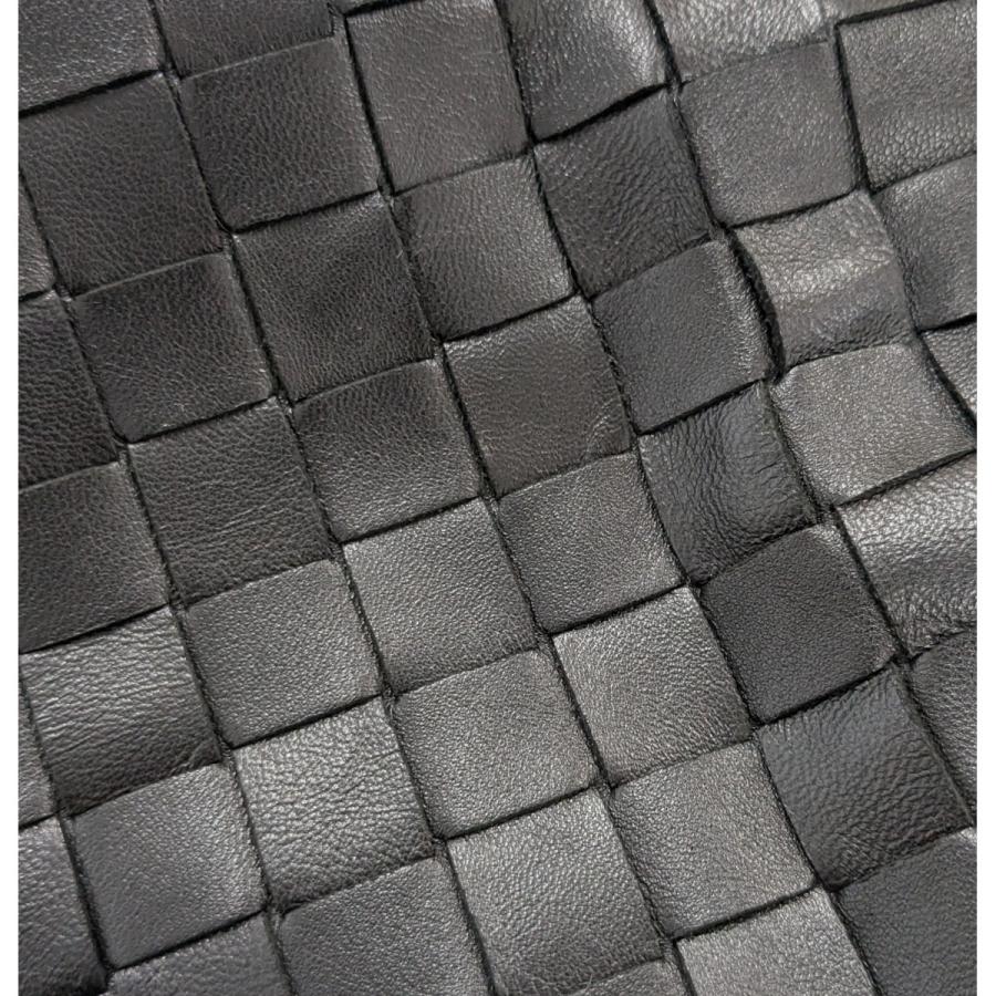 BOTTEGA VENETA（ボッテガ・ヴェネタ） イントレチャート ミニザ