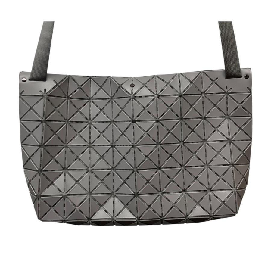BAO ISSEY MIYAKE バオバオイッセイミヤケ 「PRISM SAC」プリズム