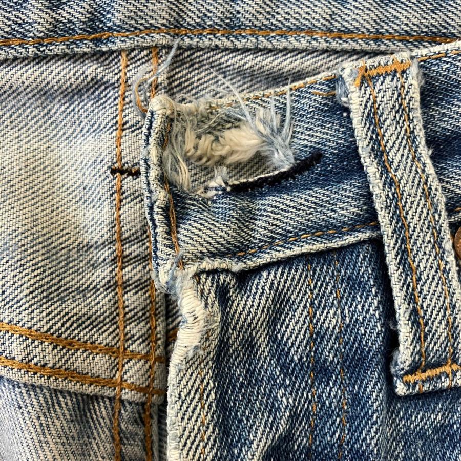 Levi