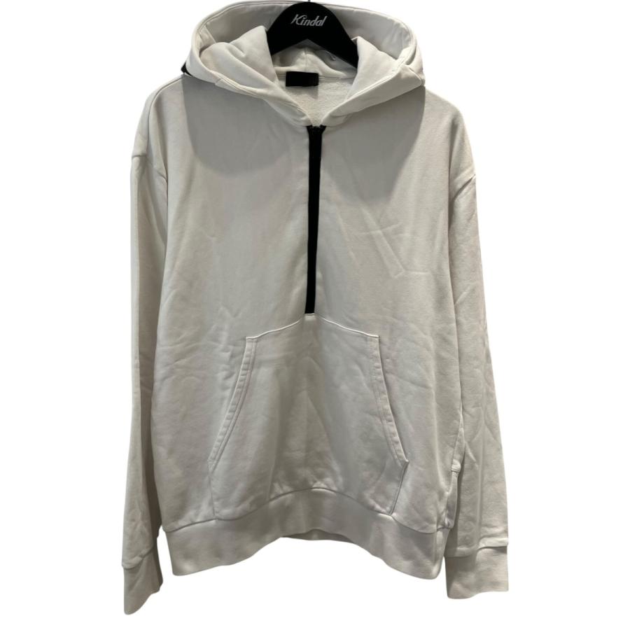 MONCLER（モンクレール） 【値下げ】MONCLER フードロゴプリント 