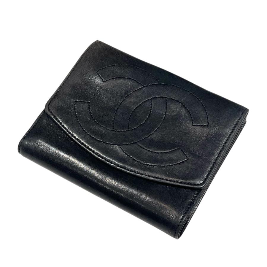 美品 シャネル ココマーク 二つ折り財布 CHANEL ラムスキン CHANEL（シャネル） デカココマーク ラムスキン 2つ折り財布 ブラック