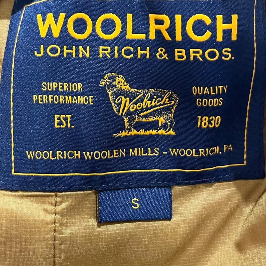 WOOLRICH（ウールリッチ） 無地 ダウンジャケット ブラウン サイズ：S