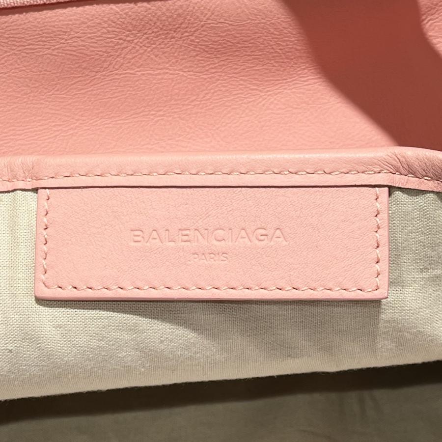 BALENCIAGA（バレンシアガ） ネイビーカバス パンチングロゴ トート 