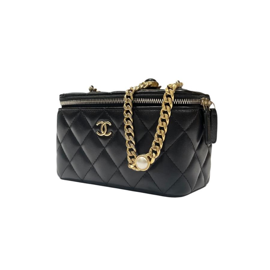 CHANEL（シャネル） マトラッセ バニティ チェーンショルダーバッグ