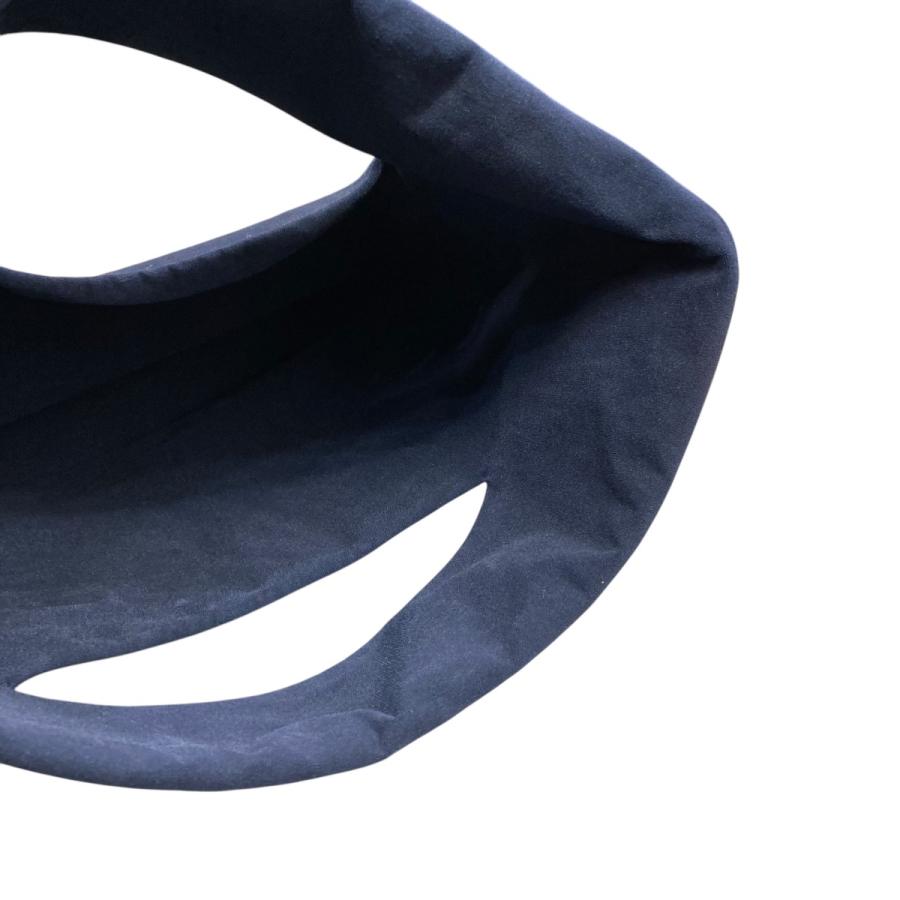 me ISSEY MIYAKE 【値下げ】ISSEY KONBU コンブバッグ MI24AG014 me ISSEY MIYAKE 【値下げ】ISSEY KONBU コンブバッグ MI24AG014