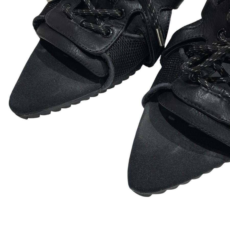 イエロ YELLO TANK DEFORMED WEDGESANDALS サンダル ブラック イエロ YELLO TANK DEFORMED WEDGESANDALS サンダル ブラック