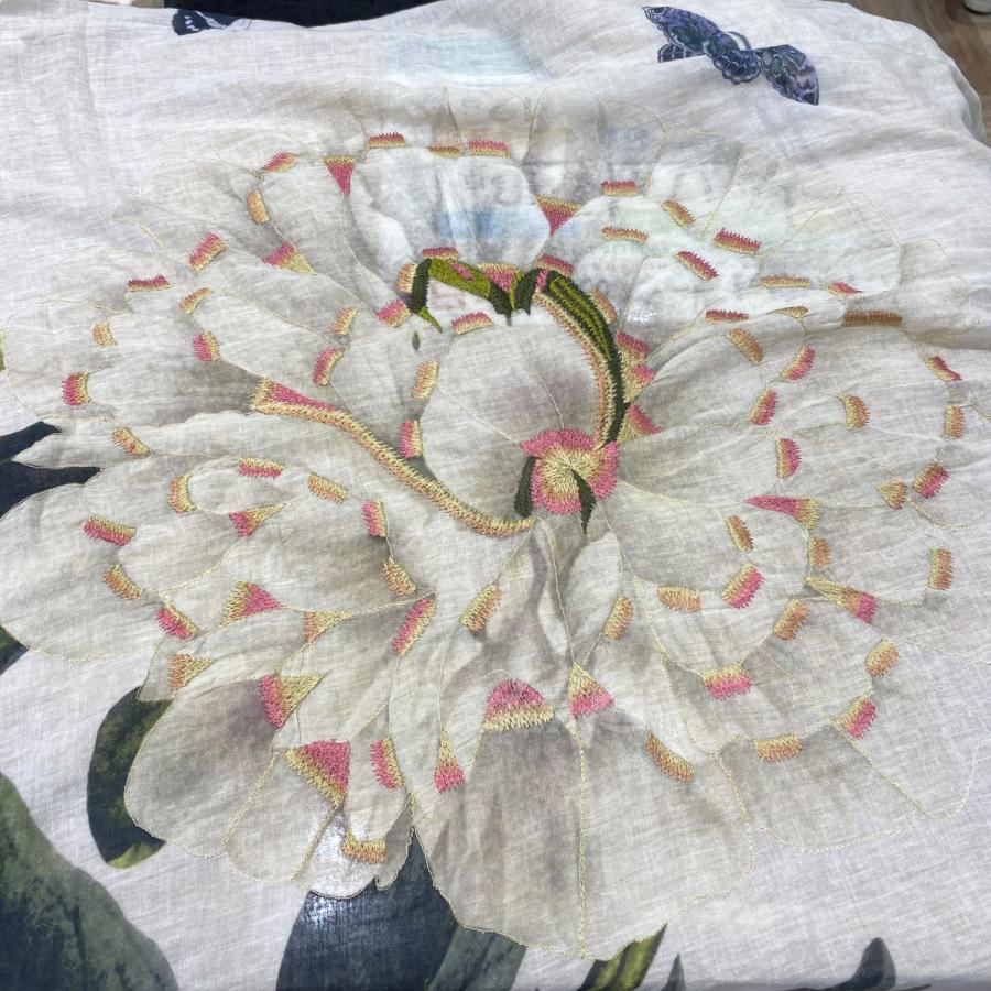 Faliero Sarti ファリエロサルティ 刺繍プリントデザイン 大判