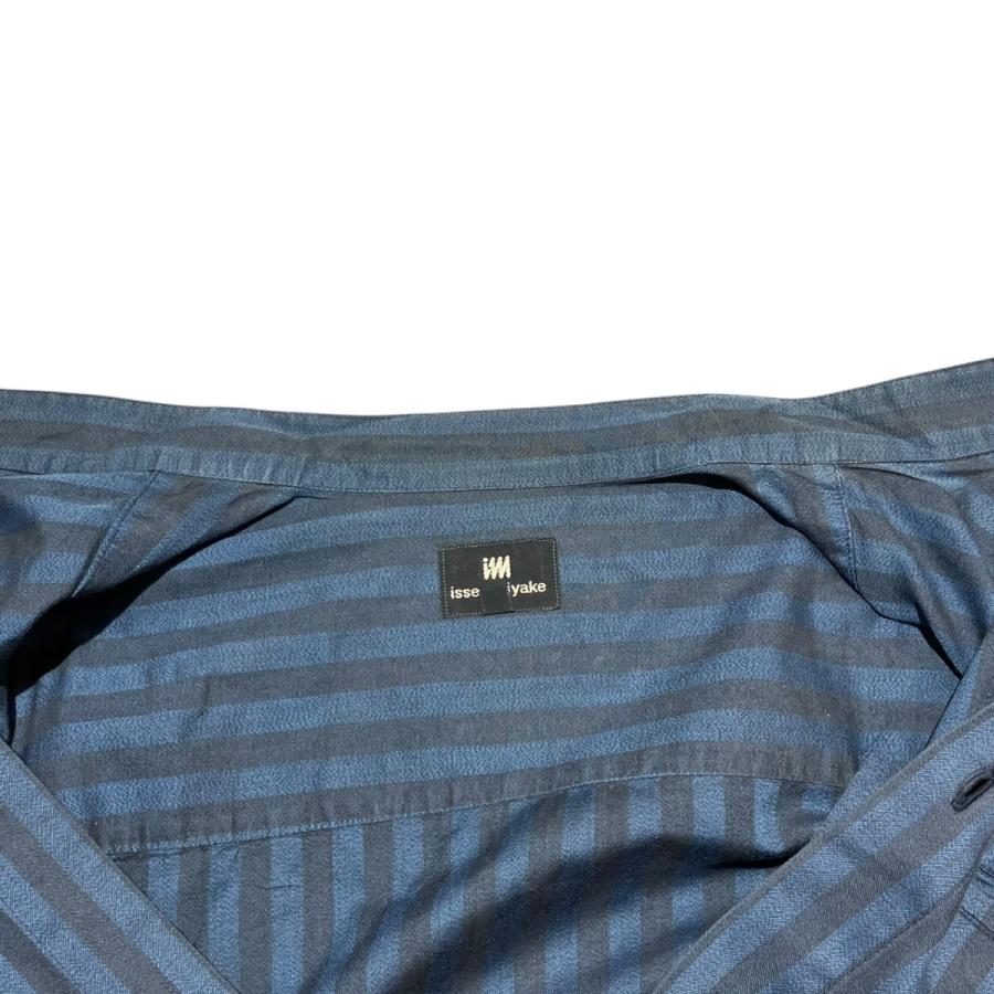 ISSEY MIYAKE（イッセイミヤケ） ストライプ バンドカラーシャツ