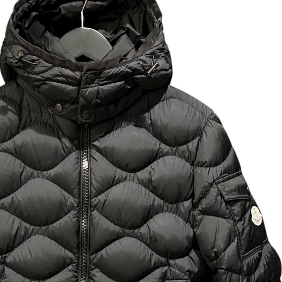 MONCLER（モンクレール） MONCLER MORANDIERES ダウンジャケット