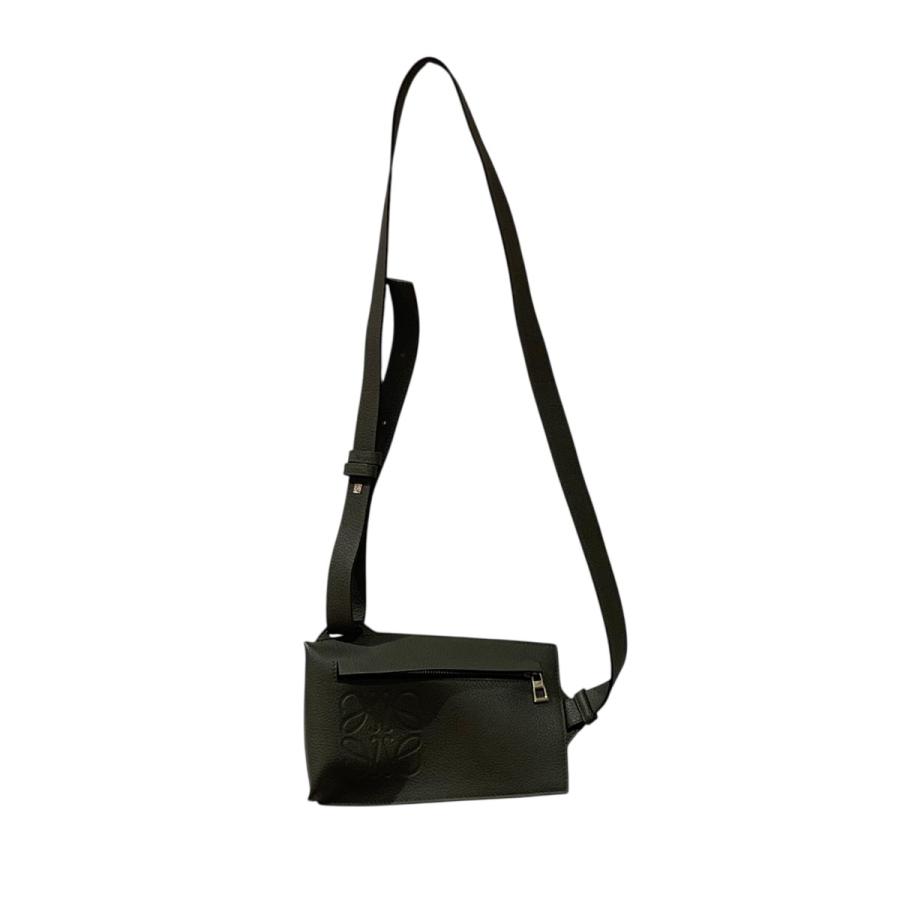 LOEWE（ロエベ） 程度A ショルダーバッグ バーティカルTポケット