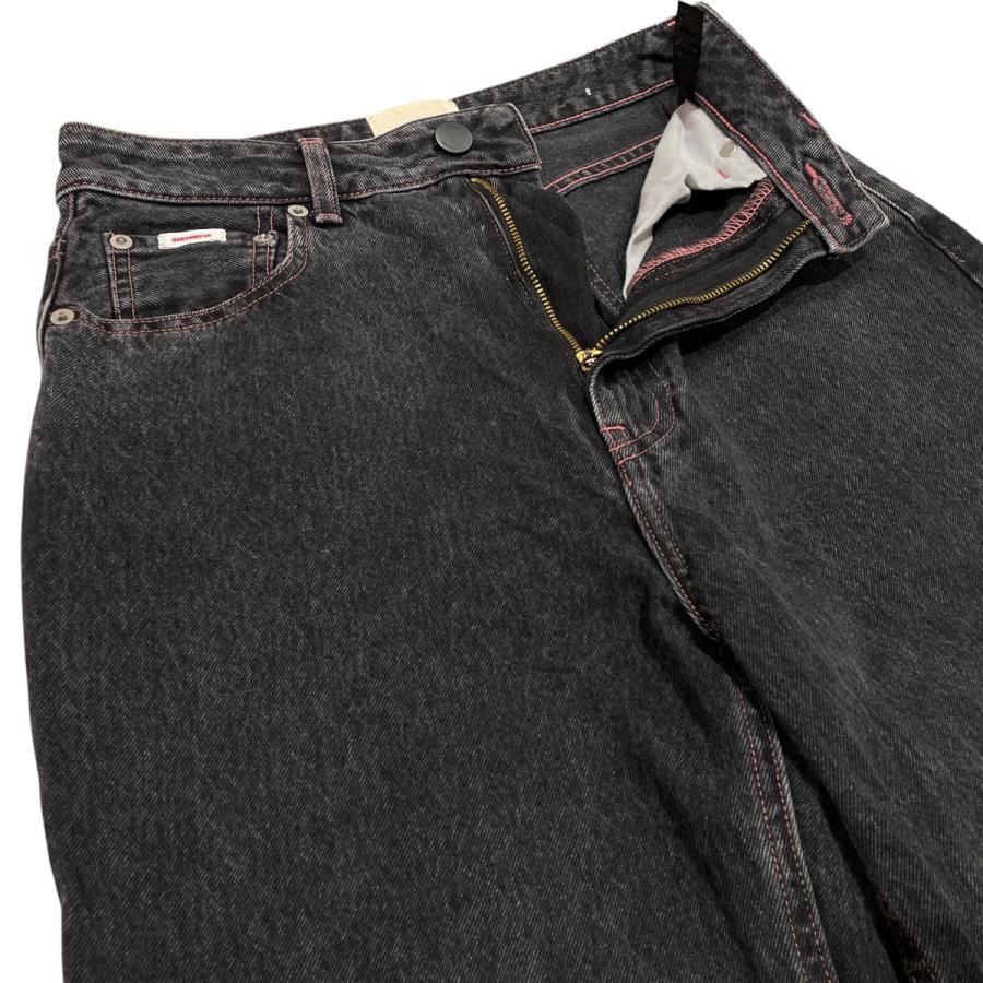 シシクイ the shishikui Daco BLACK PINK STITCH デニムパンツ 1577