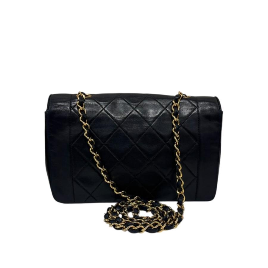 CHANEL（シャネル） ダイアナマトラッセ チェーンショルダーバッグ