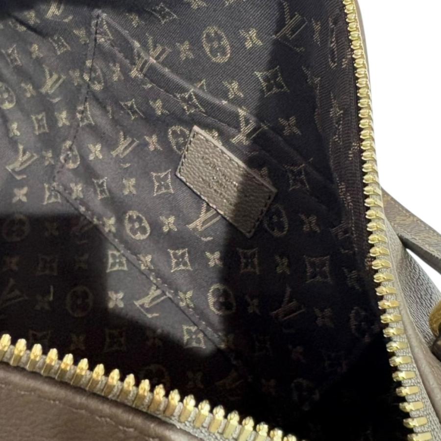 LOUIS VUITTON（ルイ・ヴィトン） エクスプレスPM ショルダーバッグ