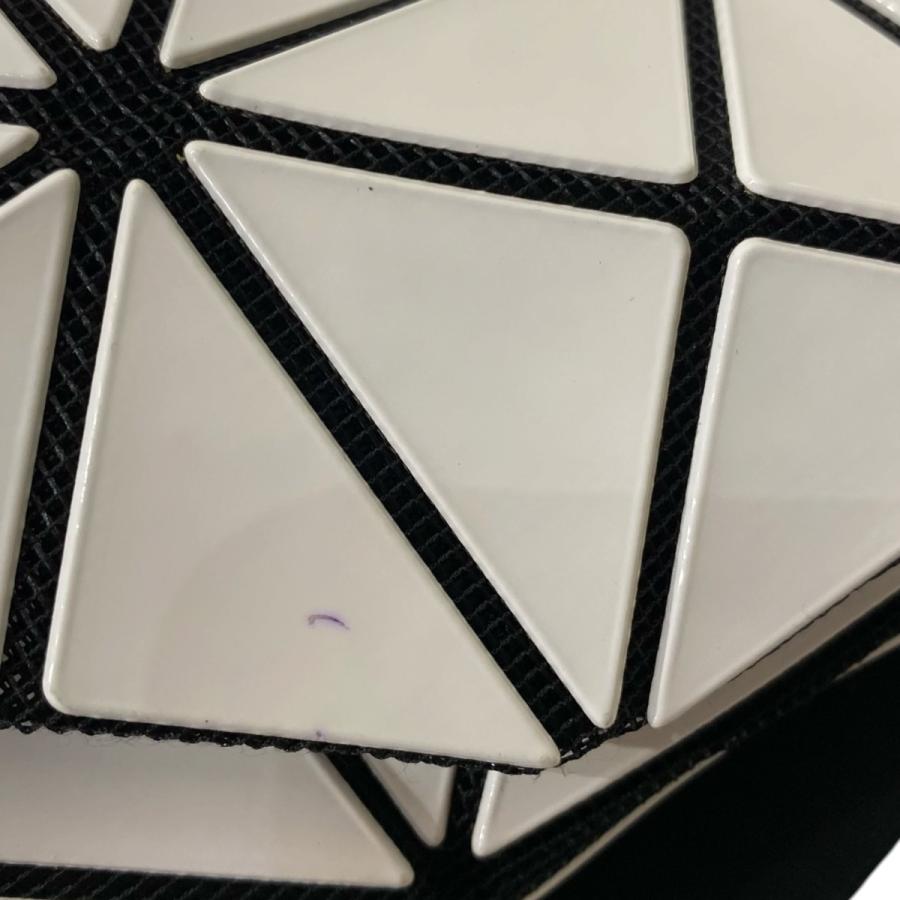 BAO ISSEY MIYAKE バオバオイッセイミヤケ ショルダーバッグ ホワイト