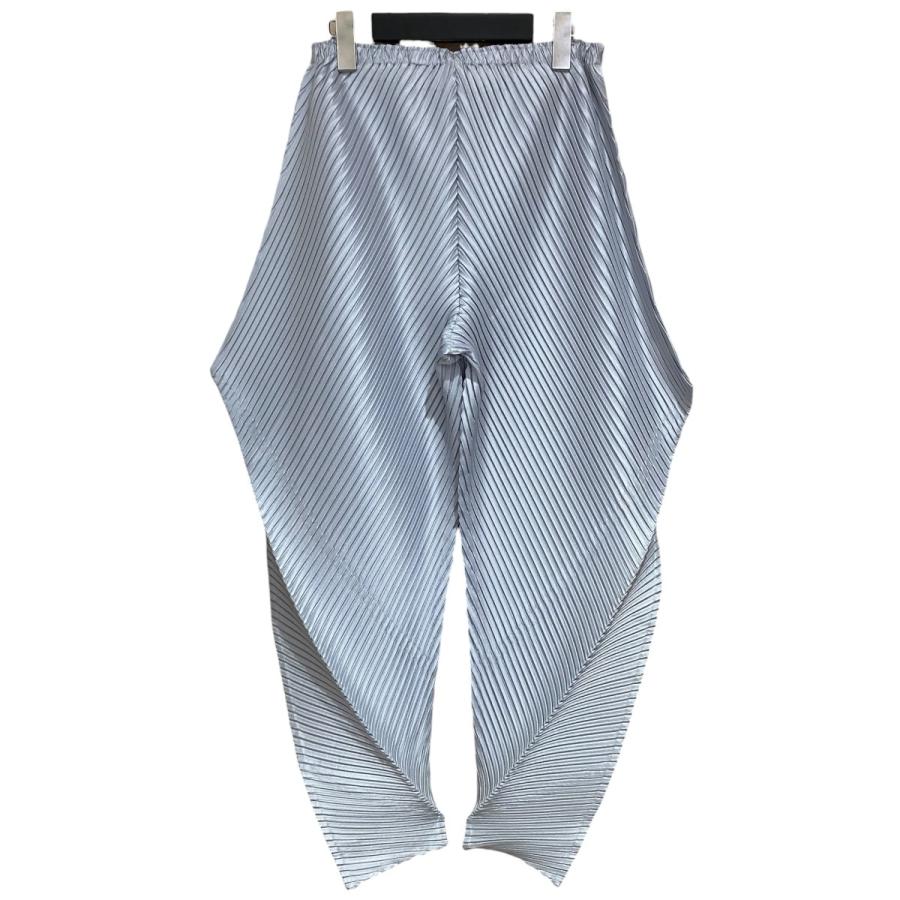 ISSEY MIYAKE（イッセイミヤケ） プリーツパンツ IM53FF130 グレー