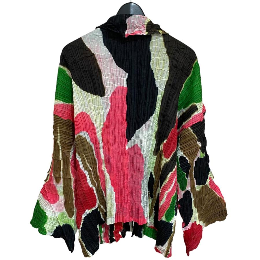 極美品✨ISSEY MIYAKE プリーツ　花柄　半袖　トップス　Mサイズ ISSEY MIYAKE（イッセイミヤケ） 総柄プリーツシャツ IM82-FJ944