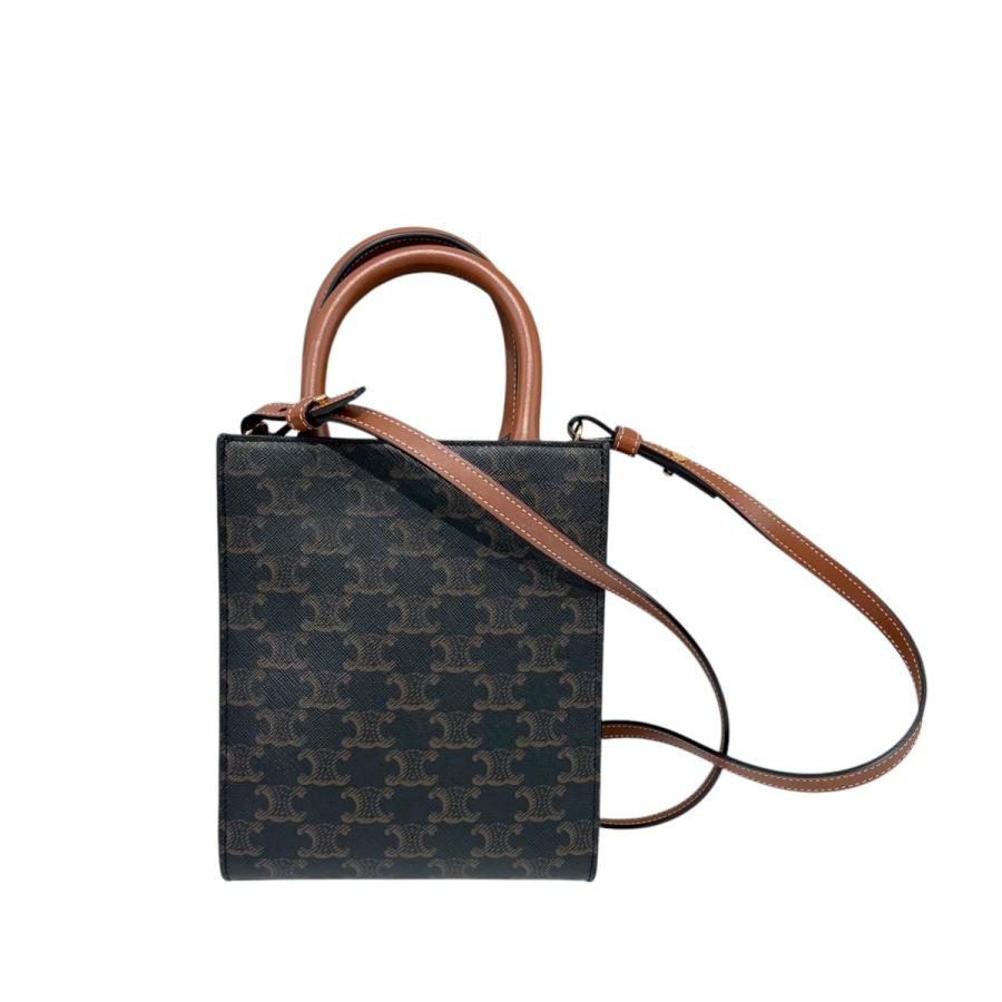 CELINE（セリーヌ） トリオンフ ミニバーティカルカバ ブラウン
