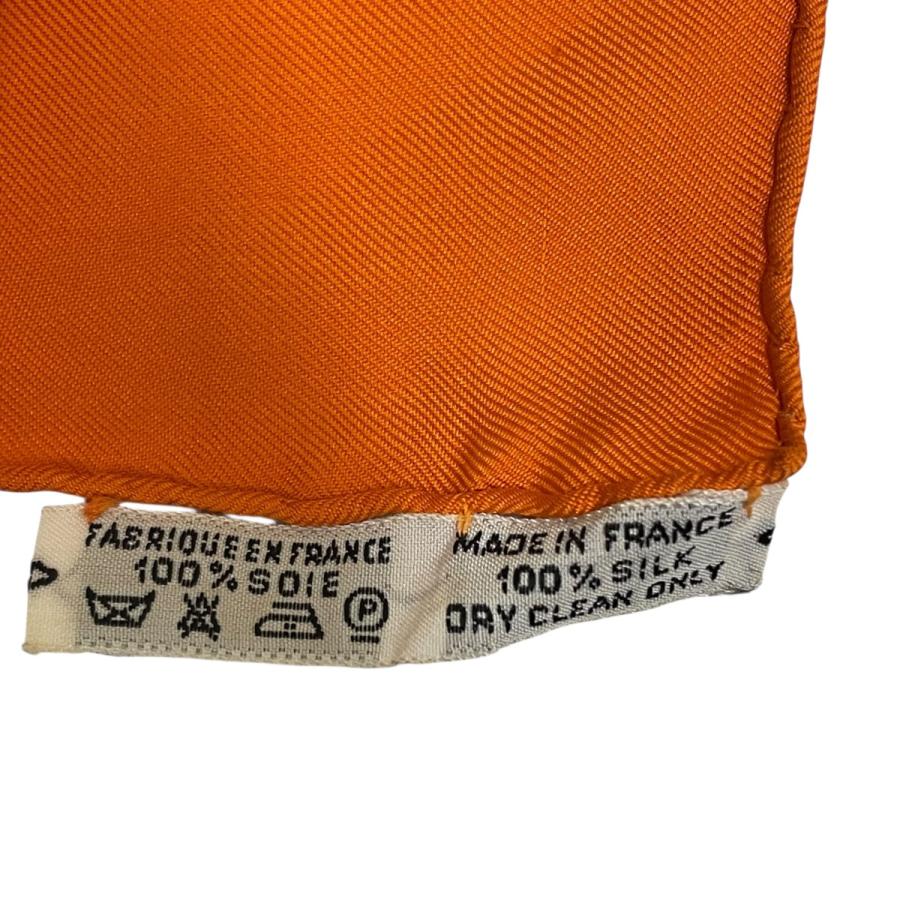 HERMES（エルメス） カレ90 去年の雪 シルクスカーフ オレンジ