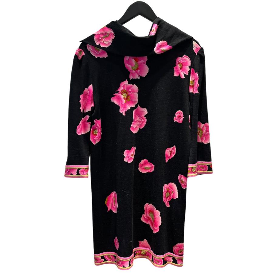 LEONARD FASHION 黒地にピンクの花柄ドット模様ワンピース LEONARD（レオナール） 花柄 ワンピース ブラック×ピンク サイズ：42