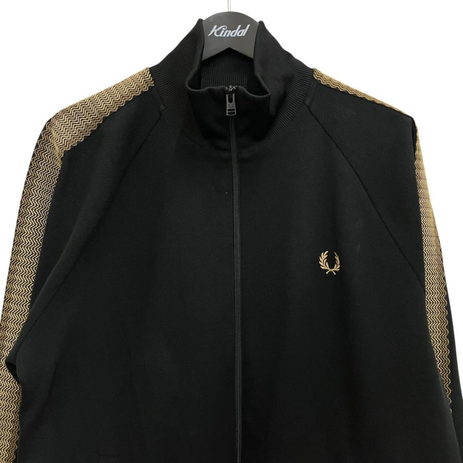 FRED PERRY（フレッドペリー） 【値下げ】FRED PERRY 【CROCHET TAPED