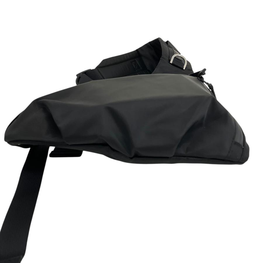 サブレーション SUBLATIONS TRIANGLE SLING BAG S ．12 ショルダー
