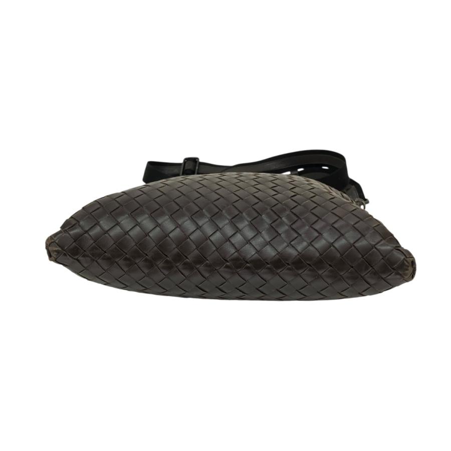 BOTTEGA VENETA（ボッテガ・ヴェネタ） イントレチャート ショルダー