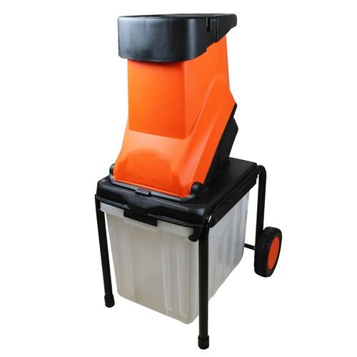 YARD FORCE 電動シュレッダー 　枝 剪定　枝シュレッダー　美品 枝シュレッダー | YARDFORCE JAPANSHOP