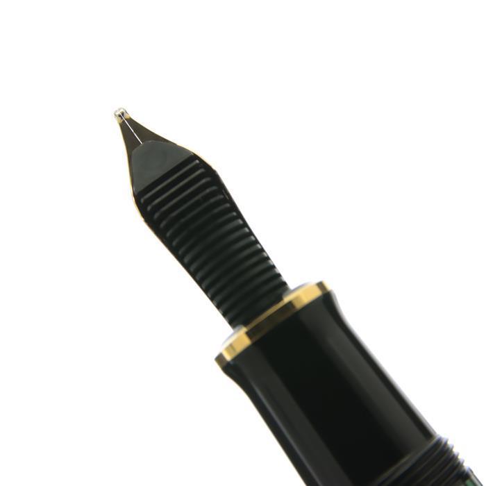 Plikan / ペリカン万年筆スーベレーン M600 グリーンストライプ F 新品)Pelikan ペリカン 万年筆 スーベレーン M600 グリーン