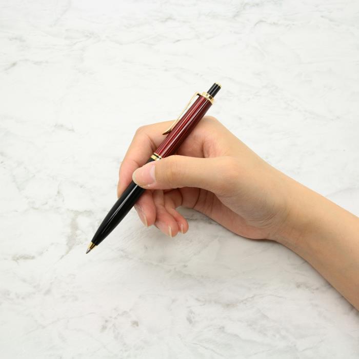 Pelikan ペリカン ボールペン スーベレーン K400 レッドストライプ