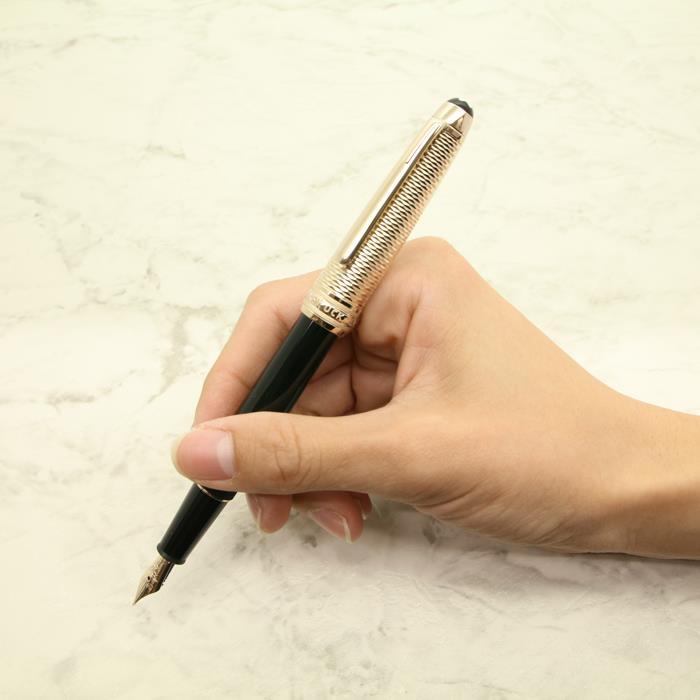 購入日本 モンブラン万年筆　ル・プティ・プランス　ドゥエ クラシックEF 筆記具