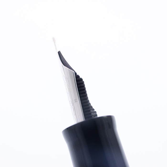 デルタ ドルチェビータ オーロ ピストンフィリング マーブル 限定