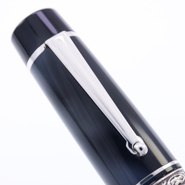 デルタ ドルチェビータ オーロ ピストンフィリング マーブル 限定