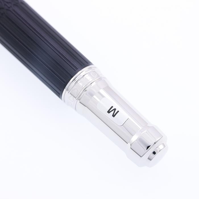 MONTBLANC（モンブラン） 万年筆 作家シリーズ2020 ヴィクトル