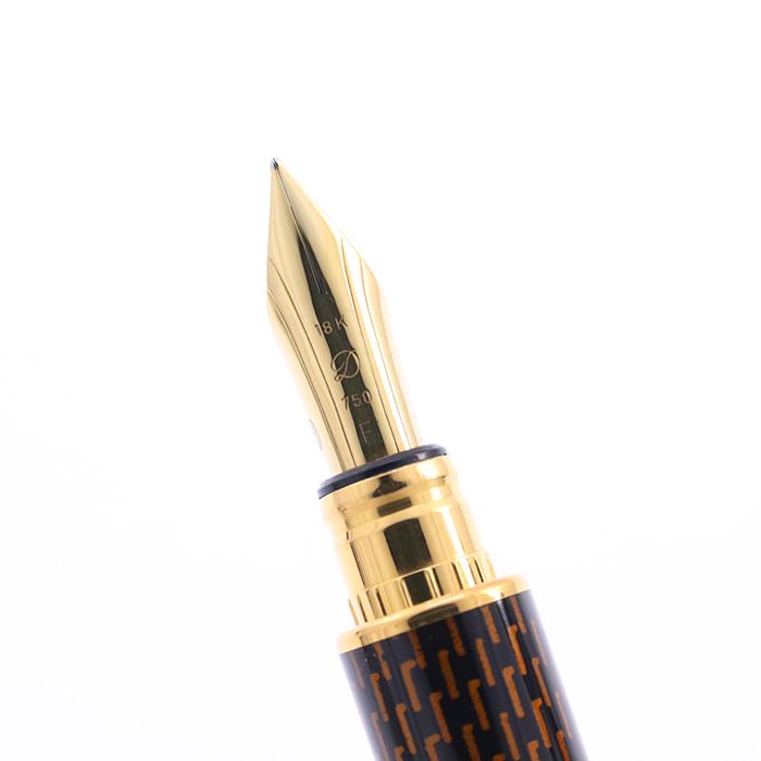 希少 S.T.DuPont 万年筆18金750 漆仕上げ コンバーター