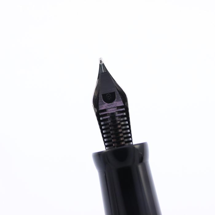 デルタ 万年筆 ドルチェビータ ミニ M 中古-並品 SAS対象 : KINGDOM