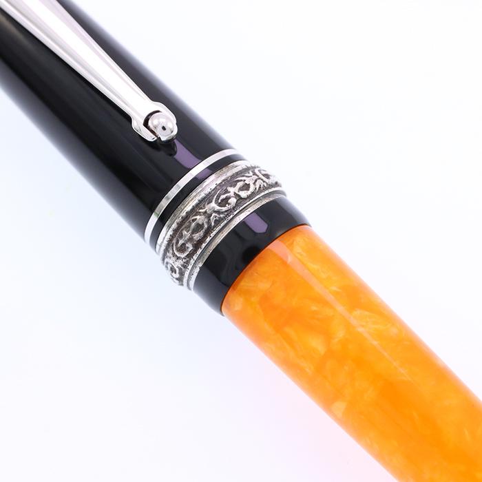 デルタ 万年筆 ドルチェビータ ミニ M 中古-並品 SAS対象 : KINGDOM