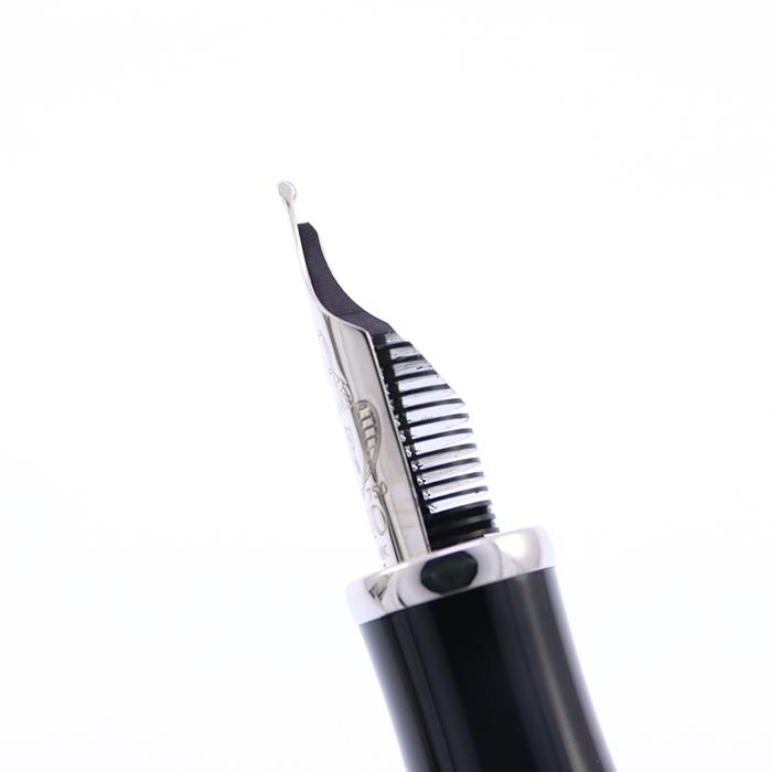 モンブラン 作家シリーズ　万年筆 2003 ジュール・ヴェルヌ M MONTBLANC（モンブラン） 万年筆 作家シリーズ2003 ジュール・ヴェルヌ