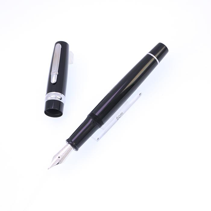 スティピュラ（Stipula） 万年筆 ノベセント エバノ M 中古-良品 SAS