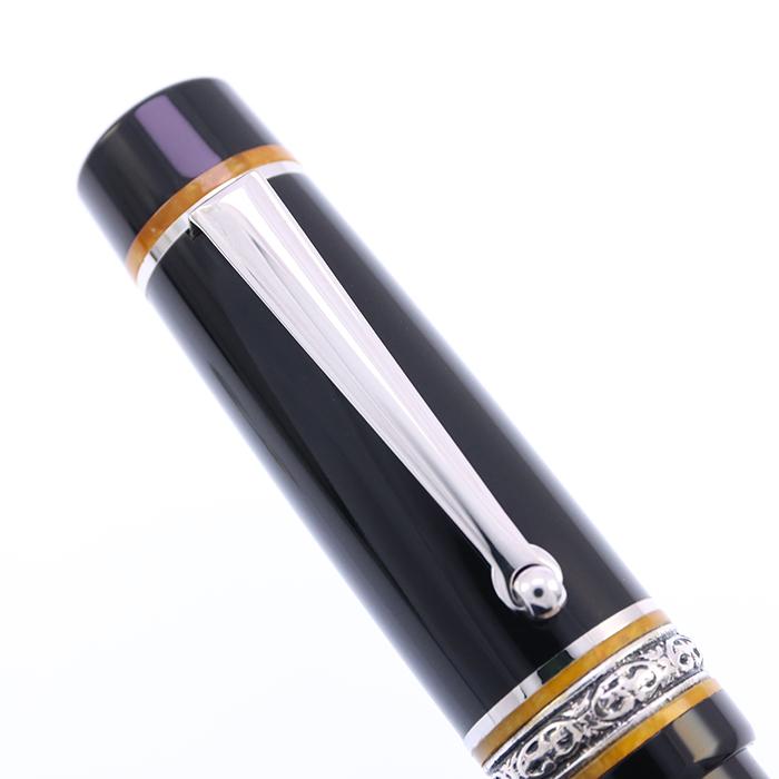 デルタ 万年筆 ドルチェビータ ミディアム ソワレ 18K/B 中古-良品 SAS