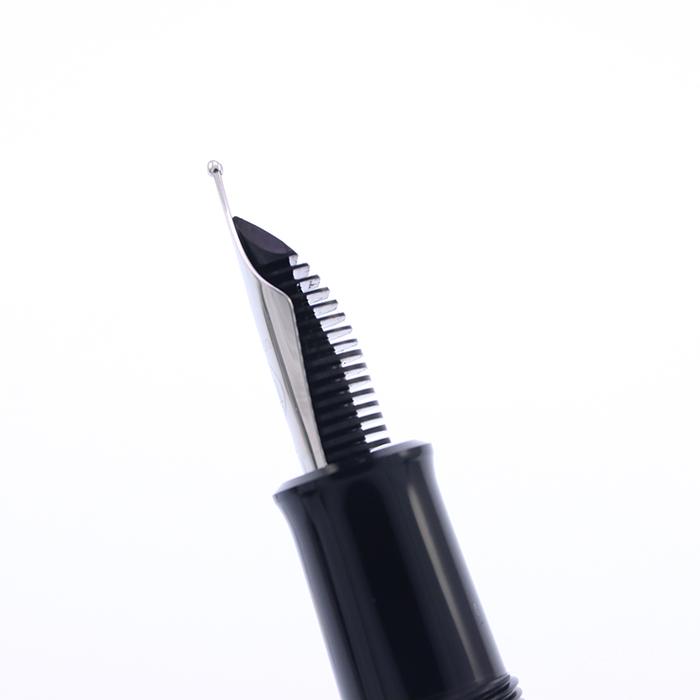 Pelikan（ペリカン） 万年筆 クラシック M215 ブラック B 中古-並品