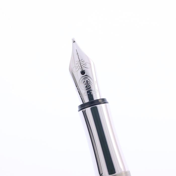 CARAN d'ACHE（カランダッシュ） 万年筆 バリアス アイバンホー