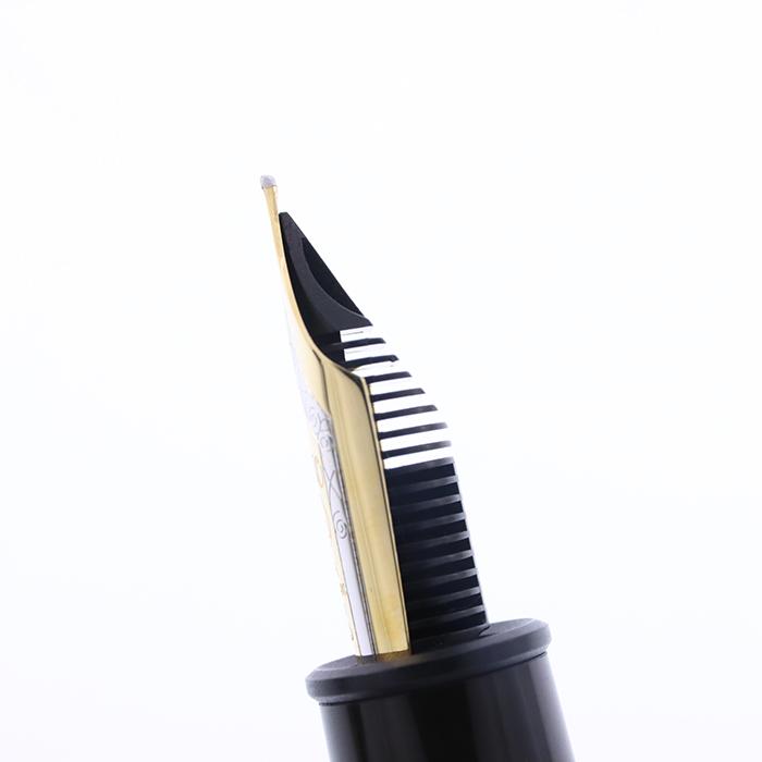 MONTBLANC（モンブラン） 万年筆 作家シリーズ1992 ヘミングウェイ B