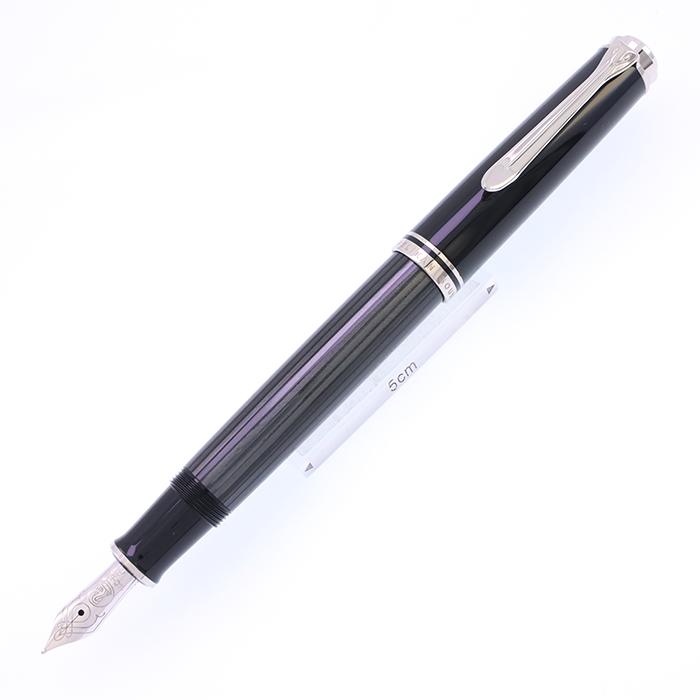 美品 Pelikan 万年筆 m605 ブラックストライプ シュトレーゼマン F 美品 Pelikan 万年筆 m605 ブラックストライプ シュトレーゼマン F