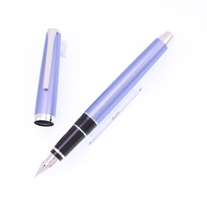 エラボー金属軸ライトブルーＢ中古 PILOT（パイロット） 万年筆 エラボー ライトブルー 軟中字 金属軸